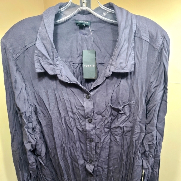Torrid Dress Shirt Size 1 - Picture 1 of 2